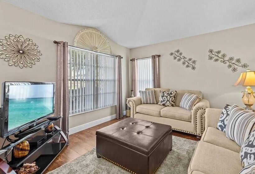 Enchanting House Few Min Away From The Parks 52