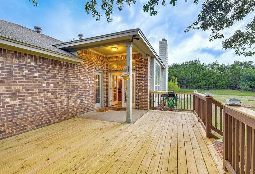 1 Mi To Stillhouse Hollow Lake: Texas Family Home