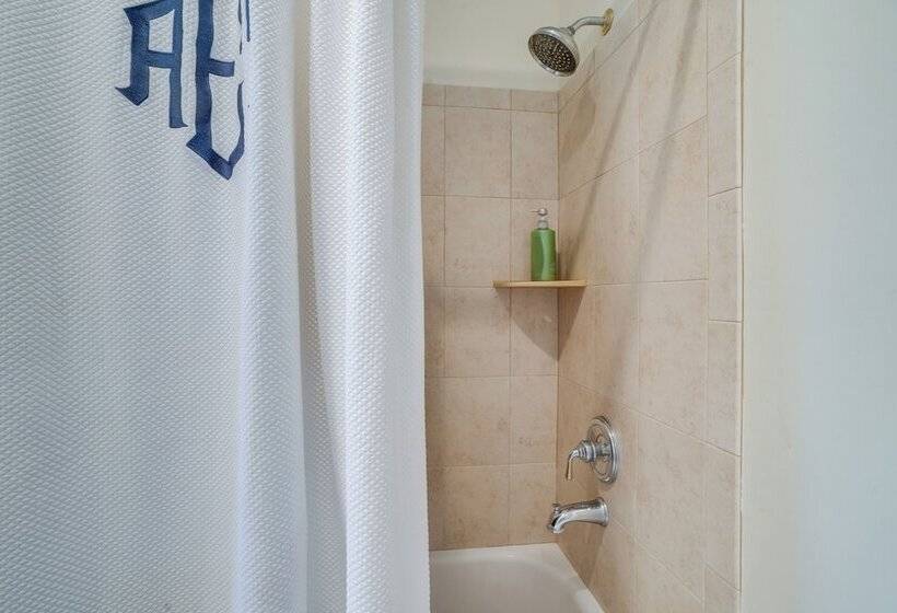 Family Friendly Fredericksburg Home ~ 6 Mi To Dtwn