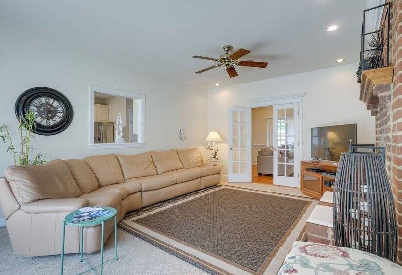 Family Friendly Fredericksburg Home ~ 6 Mi To Dtwn