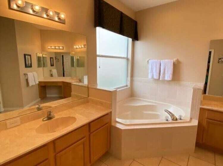 Family Home At Tower Lake