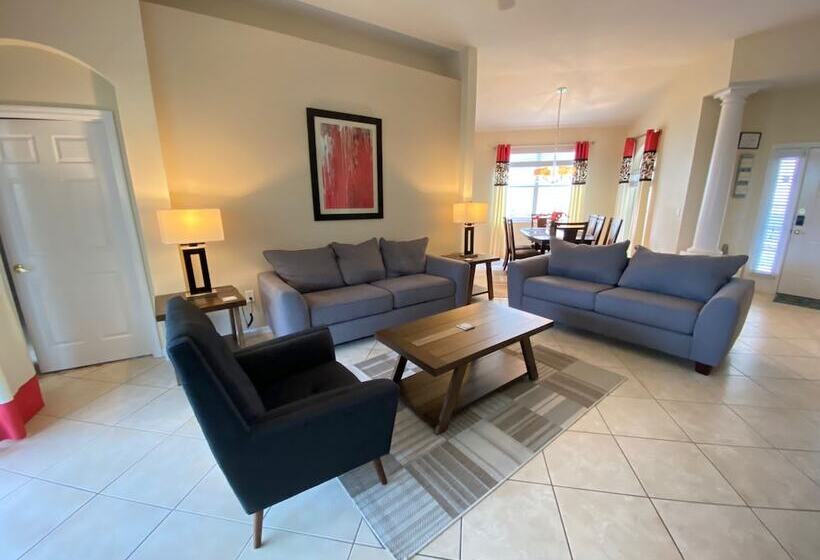 Family Home At Tower Lake