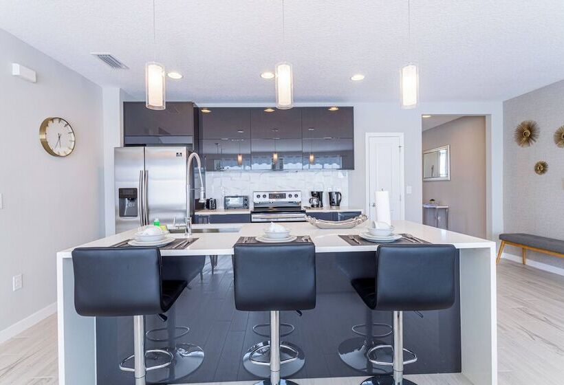 Free Pool Heat! Last Minute Deal! Near Disney 16