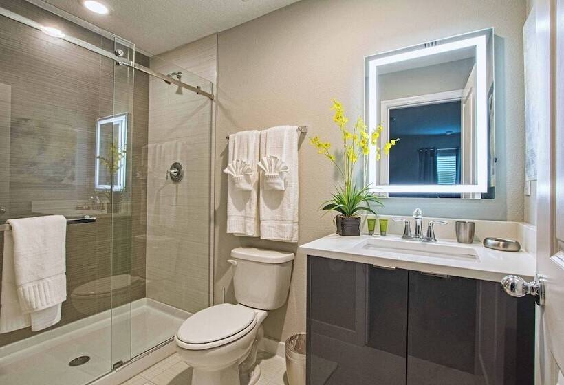 Free Pool Heat! Last Minute Deal! Near Disney 17