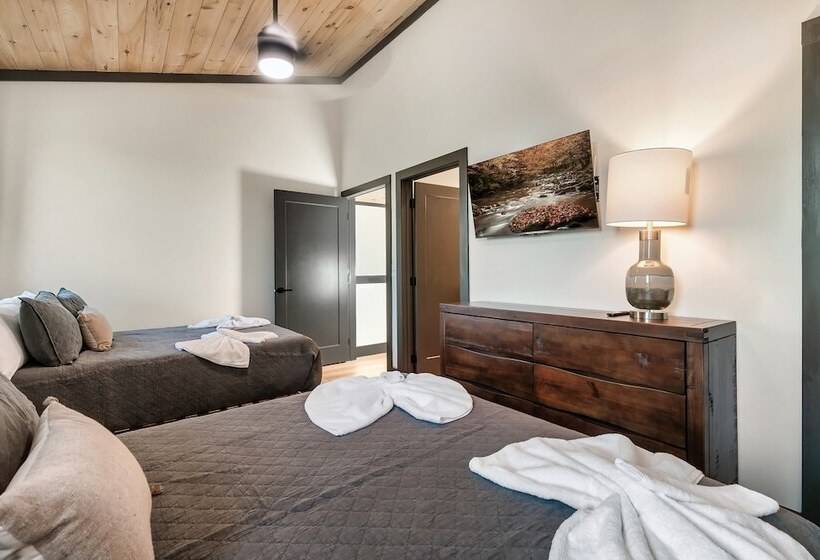 Halle Beary By Avantstay Indoor Pool + Hot Tub Sunset Views