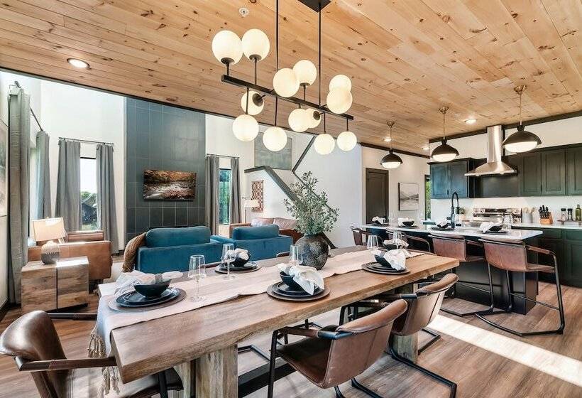 Halle Beary By Avantstay Indoor Pool + Hot Tub Sunset Views