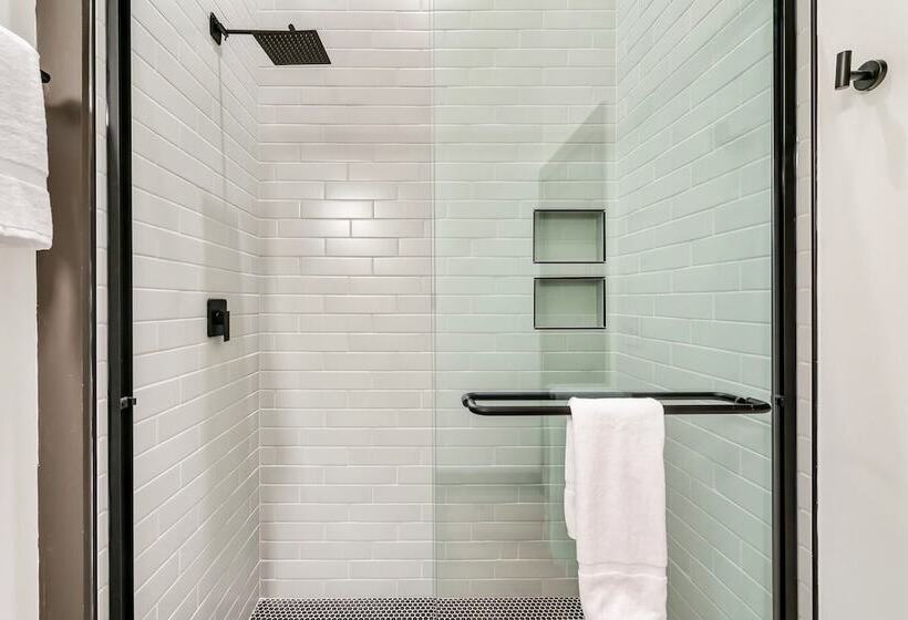 Halle Beary By Avantstay Indoor Pool + Hot Tub Sunset Views