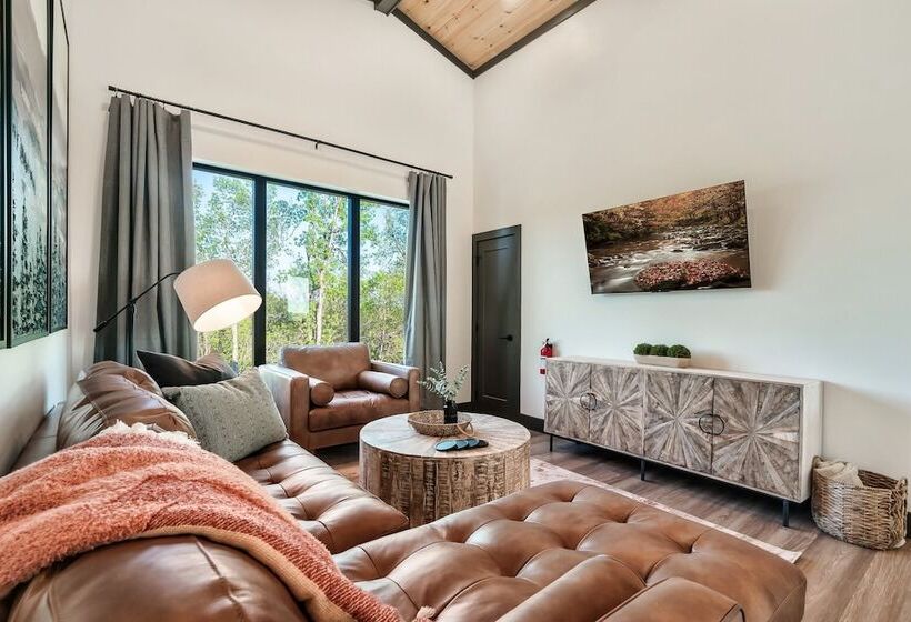 Halle Beary By Avantstay Indoor Pool + Hot Tub Sunset Views