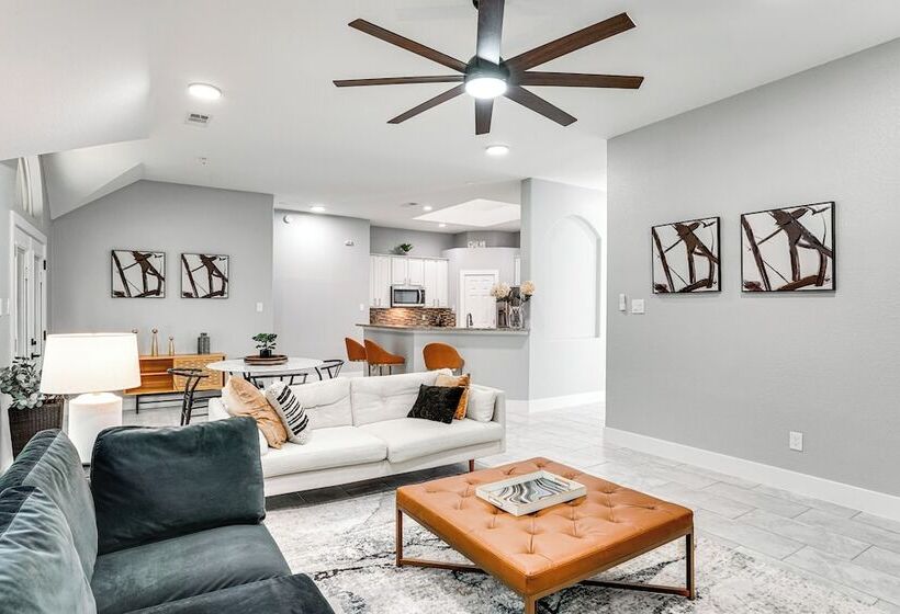 Haltom City Home W/ Patio ~ 11 Mi To Fort Worth!