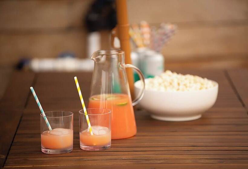 Hamilton Ii By Avantstay Beach House Rooftop Deck Newly Renovated Bungalow