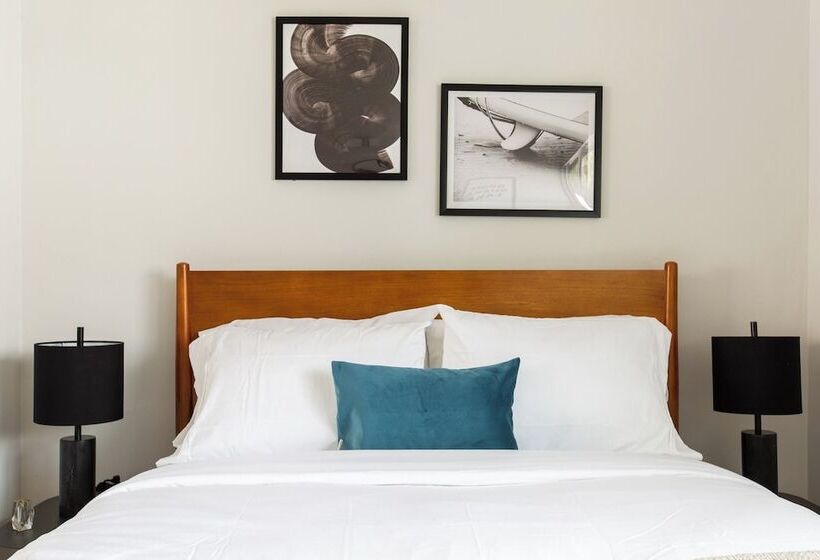 Hamilton Ii By Avantstay Beach House Rooftop Deck Newly Renovated Bungalow