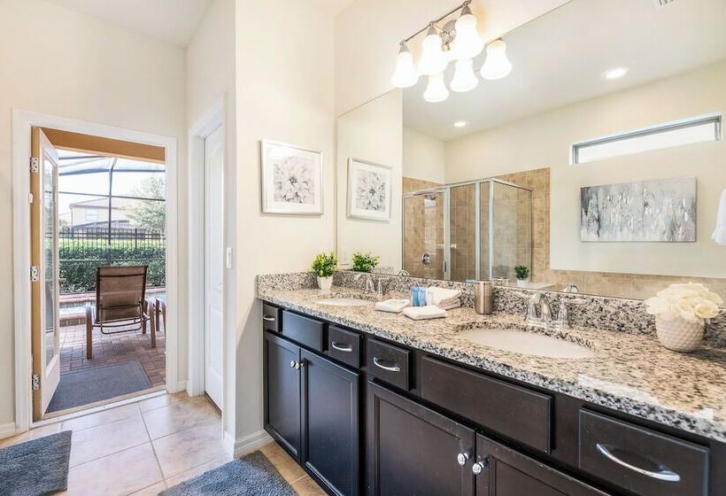 Happy Place At Windsor At Westside