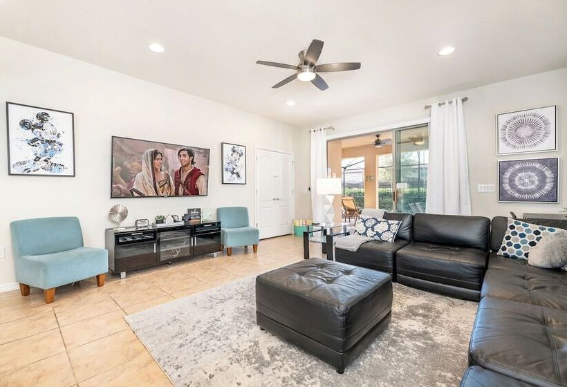 Happy Place At Windsor At Westside