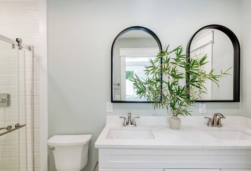 Hilton Hideaway By Avantstay Private Pool, Walk To Beach