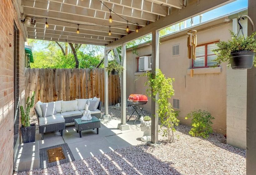 < 1 Mi To Downtown: Historic Tucson Home W/ Patio