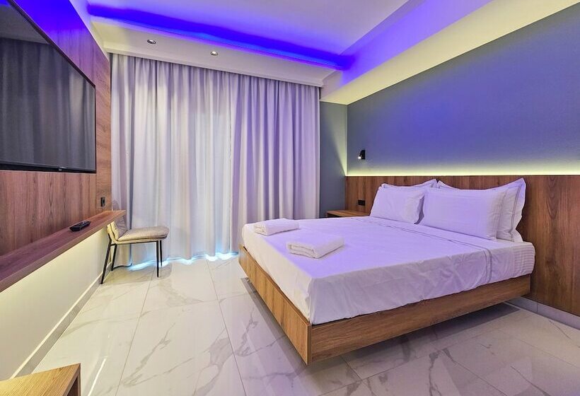 ホテル Akteon Girni