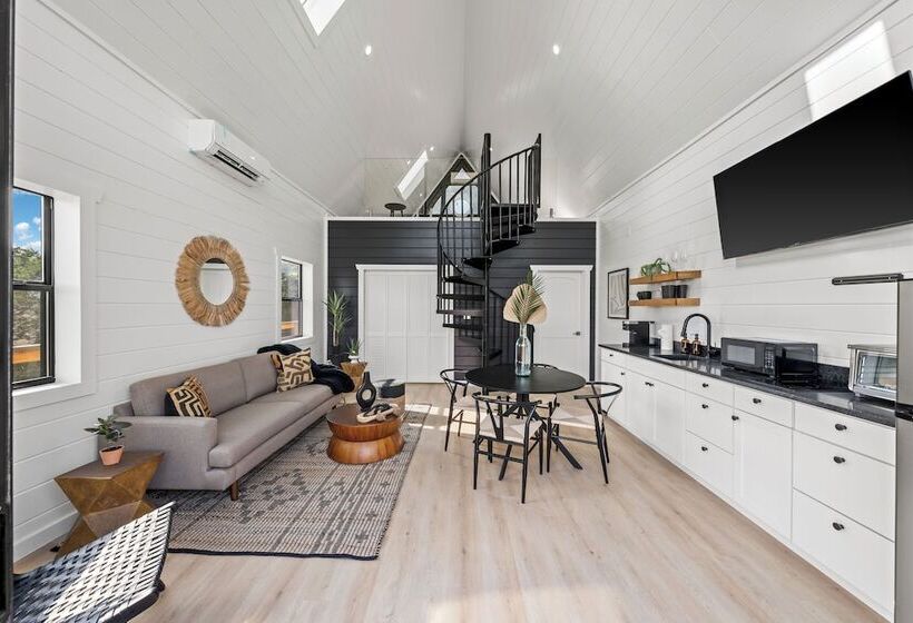 호텔 Bia Treehouse Fredericksburg