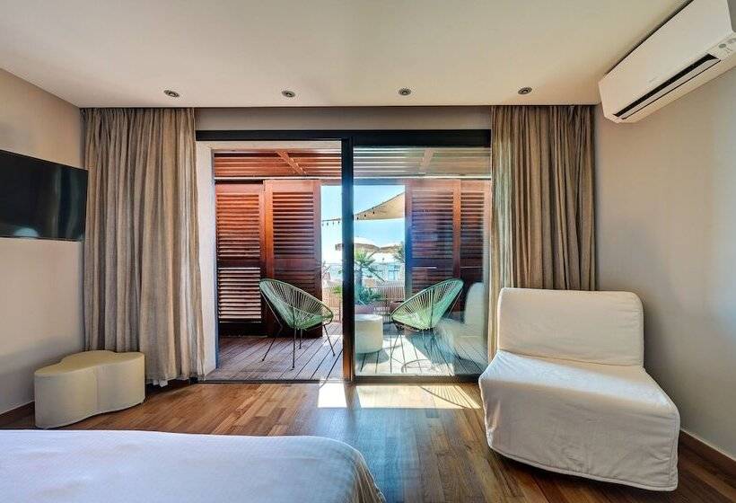 Отель Bor Hôtel & Restaurant Plage Privée