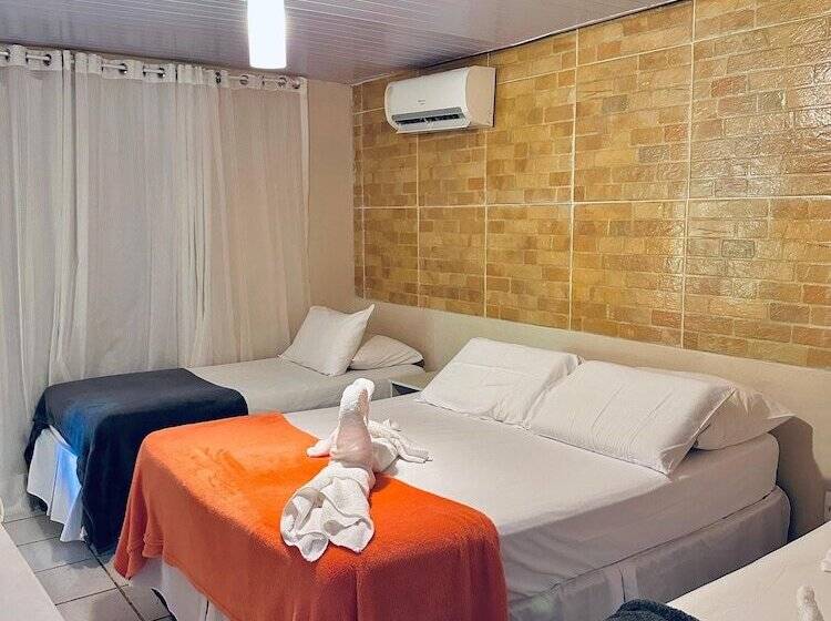 호텔 Pousada Golfinho