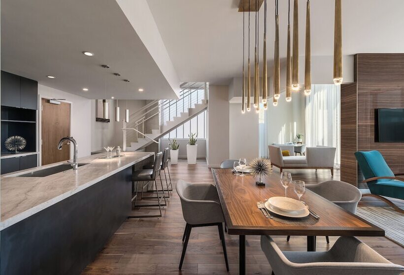 ホテル Residences At Mountain Shadows