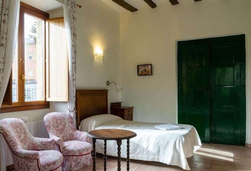 Отель Solar De Quintano