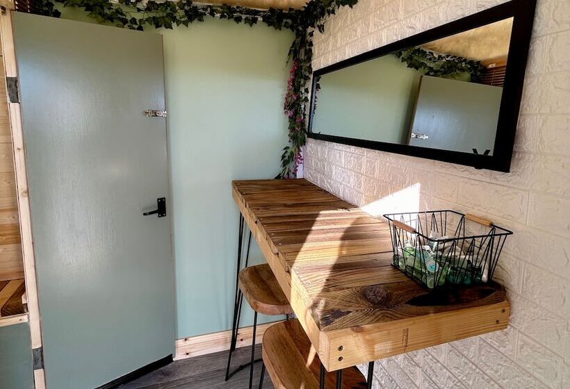 ホテル The Bells   South Berrington