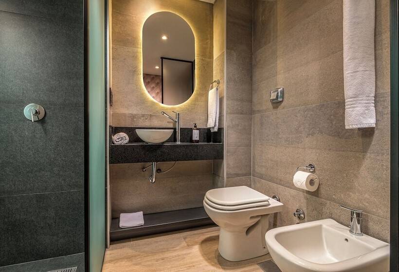 هتل Up Laprida   Solo Adultos