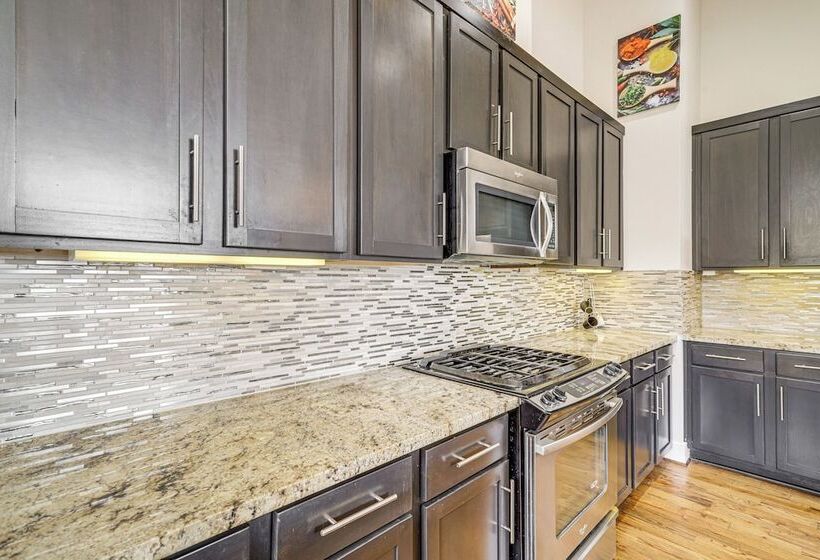 Houston Home W/ Rooftop Patio 3 Mi To Downtown!