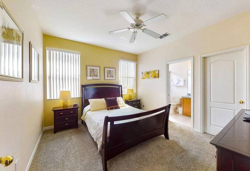 Jagjit S Tuscan Hills Vacation Home