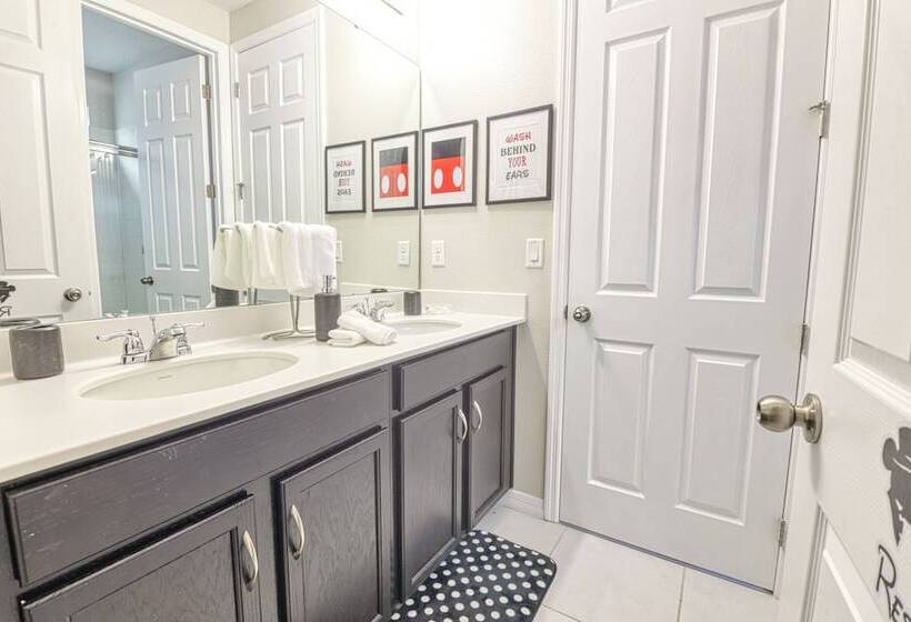 Jodie S Luxury Solara Home