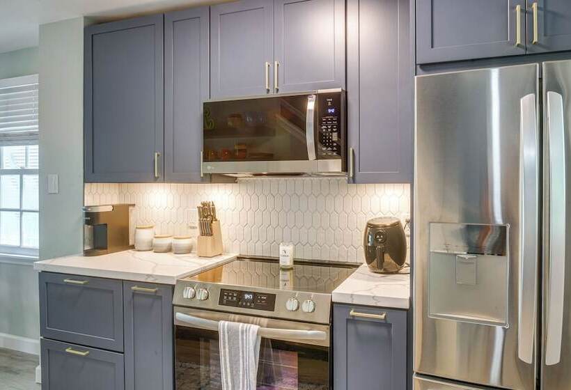 Key West Home On Golf Course W/ Patio & Grill!