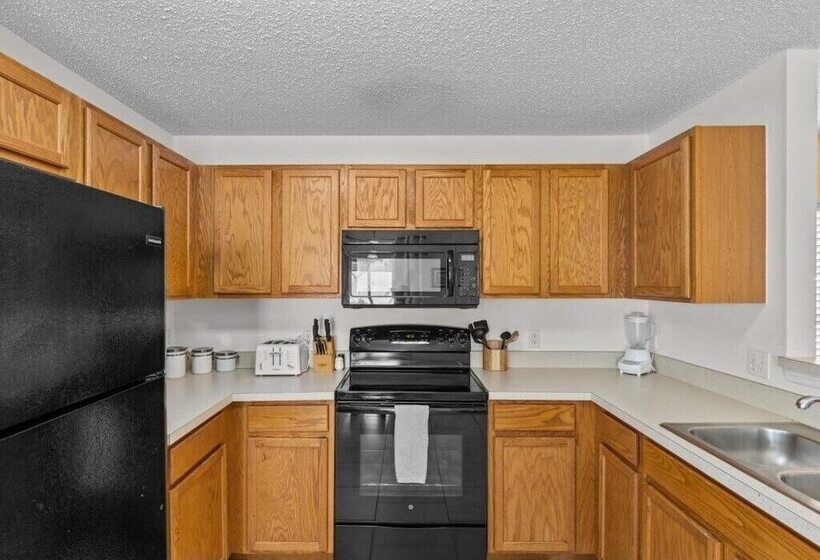 Lake View Pool Home With Game Room