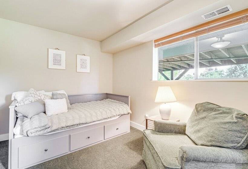 Langley Forest Cabin W/ Grill < 2 Mi To Downtown!