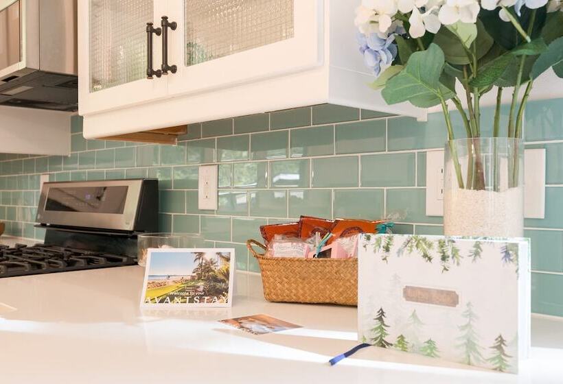 Lolis Place By Avantstay Walk To The Beach + Private Hot Tub