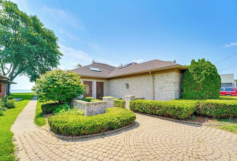 Luxury Waterfront Home In Chesterfield W/ Views!