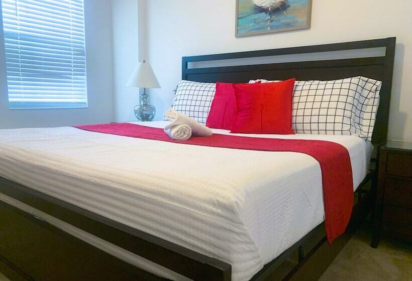 Magic Kingdom Lodgings