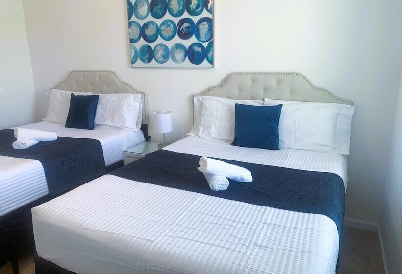 Magic Kingdom Lodgings