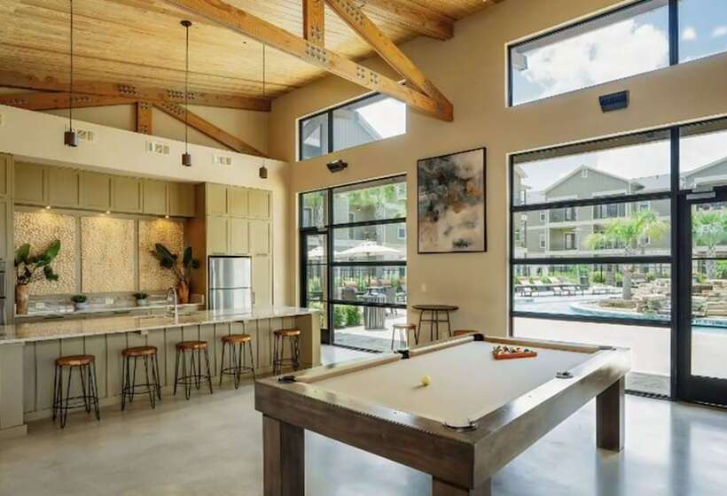 Mission Hill Apartments By Barsala