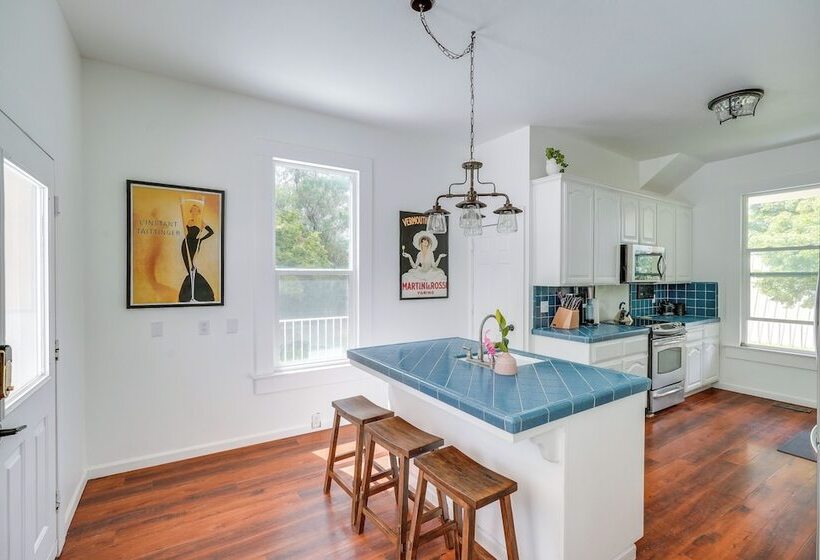 Modesto Mansion On 2 Acres   Great For Families!