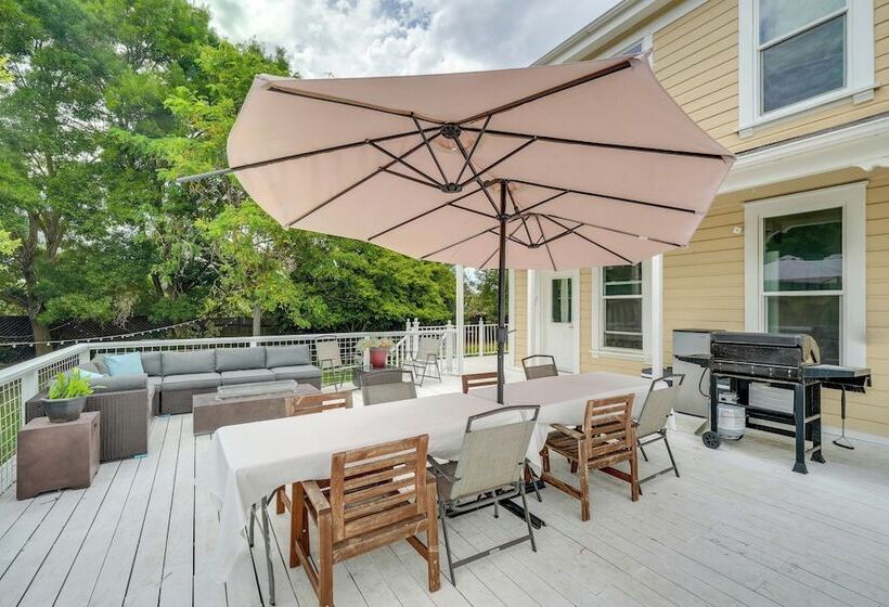 Modesto Mansion On 2 Acres   Great For Families!