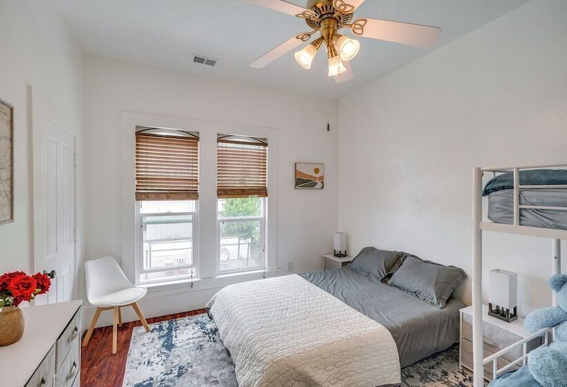 Modesto Mansion On 2 Acres   Great For Families!