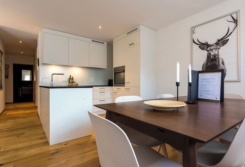 Montela Hotel & Resort   Suiten