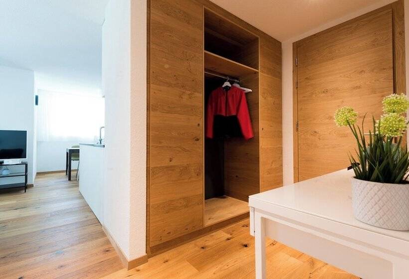 Montela Hotel & Resort   Suiten