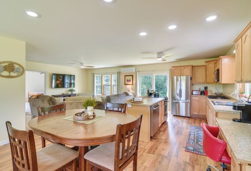 Mountain View Maine Cabin: Ski, Hike & Bike!