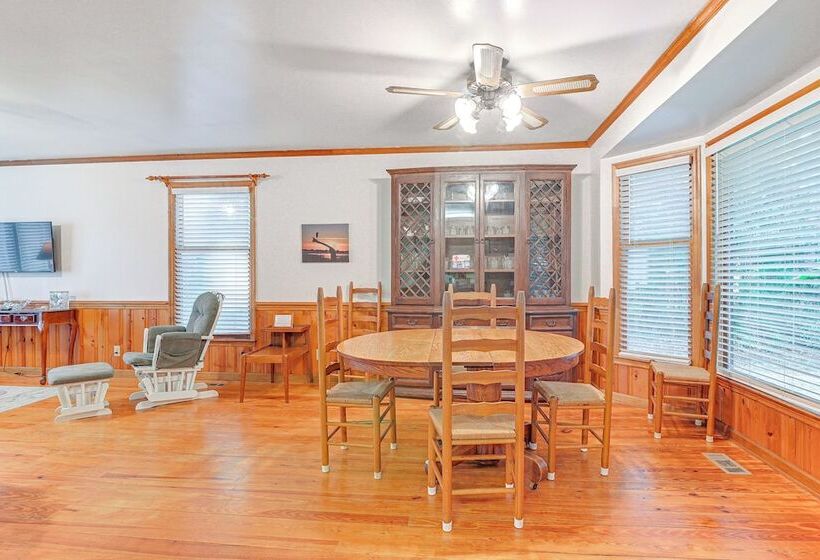 Murrells Inlet Home W/ Deck ~ 4 Mi To Marsh Walk!