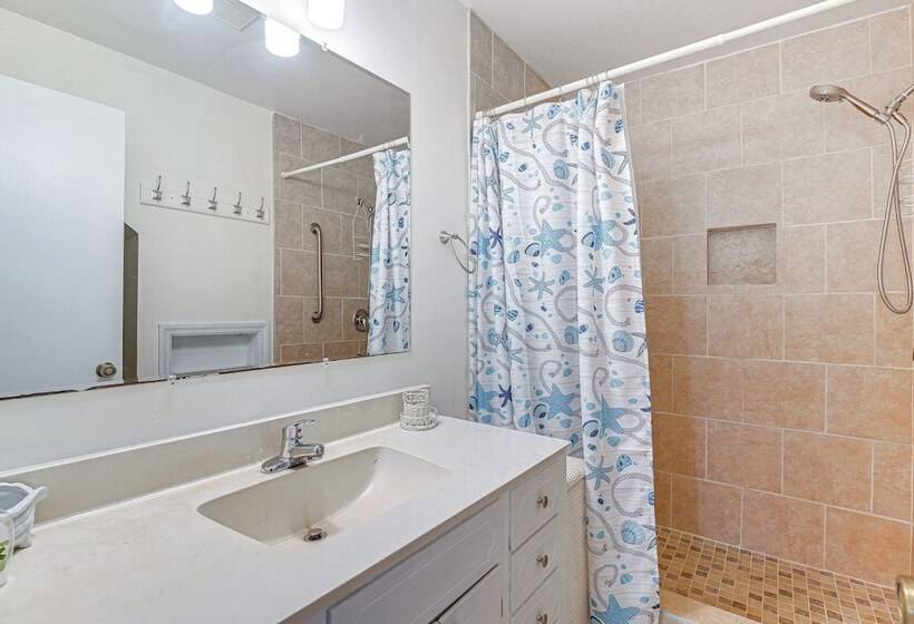 Murrells Inlet Home W/ Deck ~ 4 Mi To Marsh Walk!