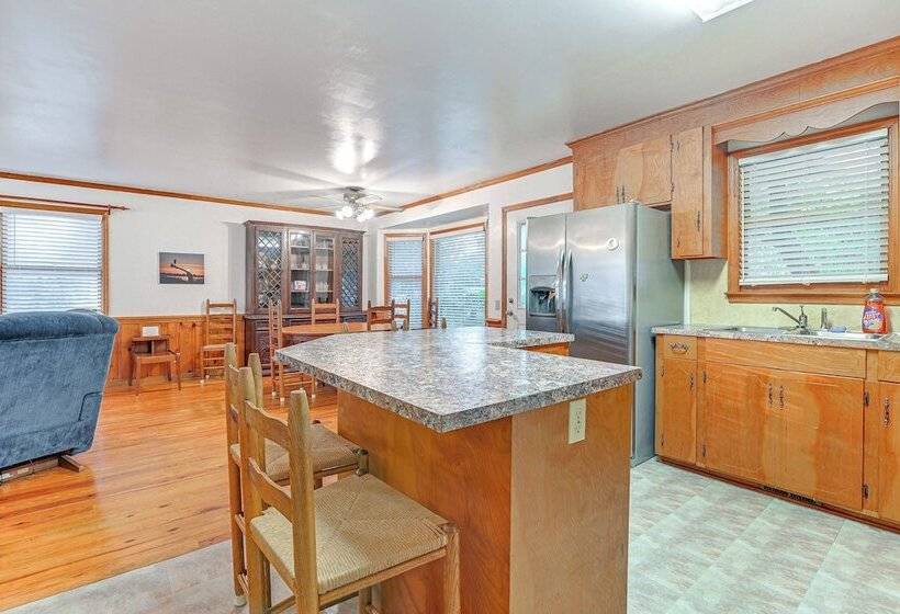 Murrells Inlet Home W/ Deck ~ 4 Mi To Marsh Walk!