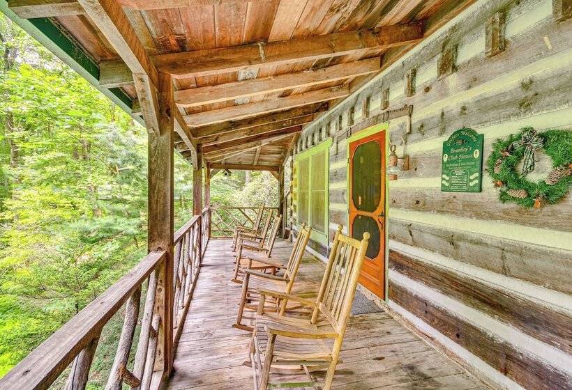 Peaceful Burnsville Cabin By South Toe River!
