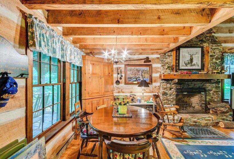 Peaceful Burnsville Cabin By South Toe River!