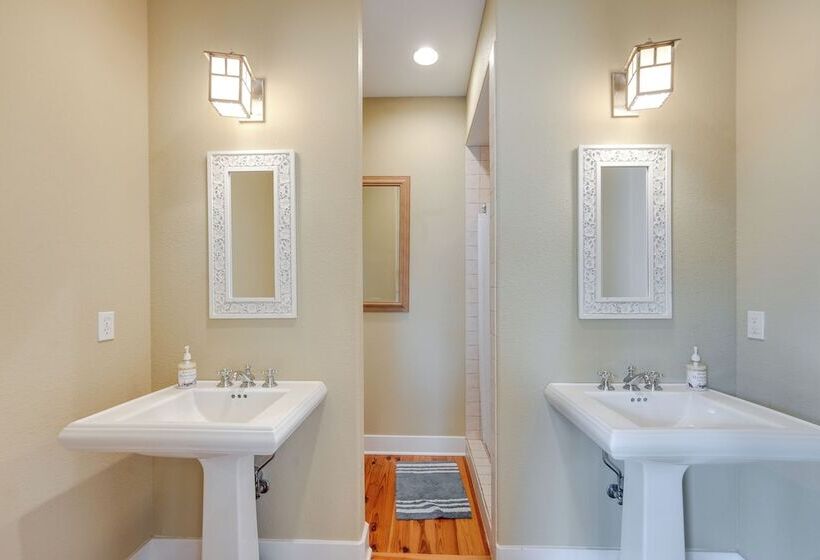 Beach & Pool Access: Peaceful St Teresa House